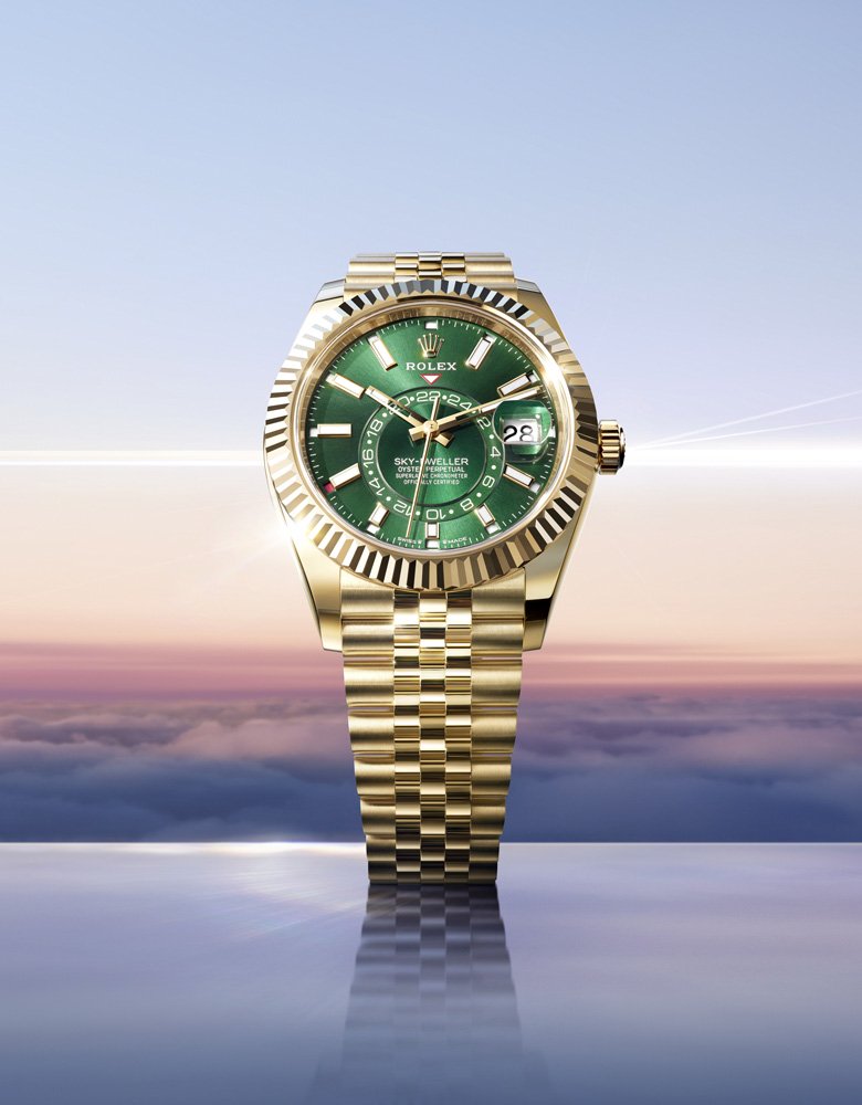Montres Rolex Sky-Dweller - Goldfinger Saint-Barthélemy (Antilles) Montres Rolex Sky-Dweller - Goldfinger Saint-Barthélemy (Antilles)